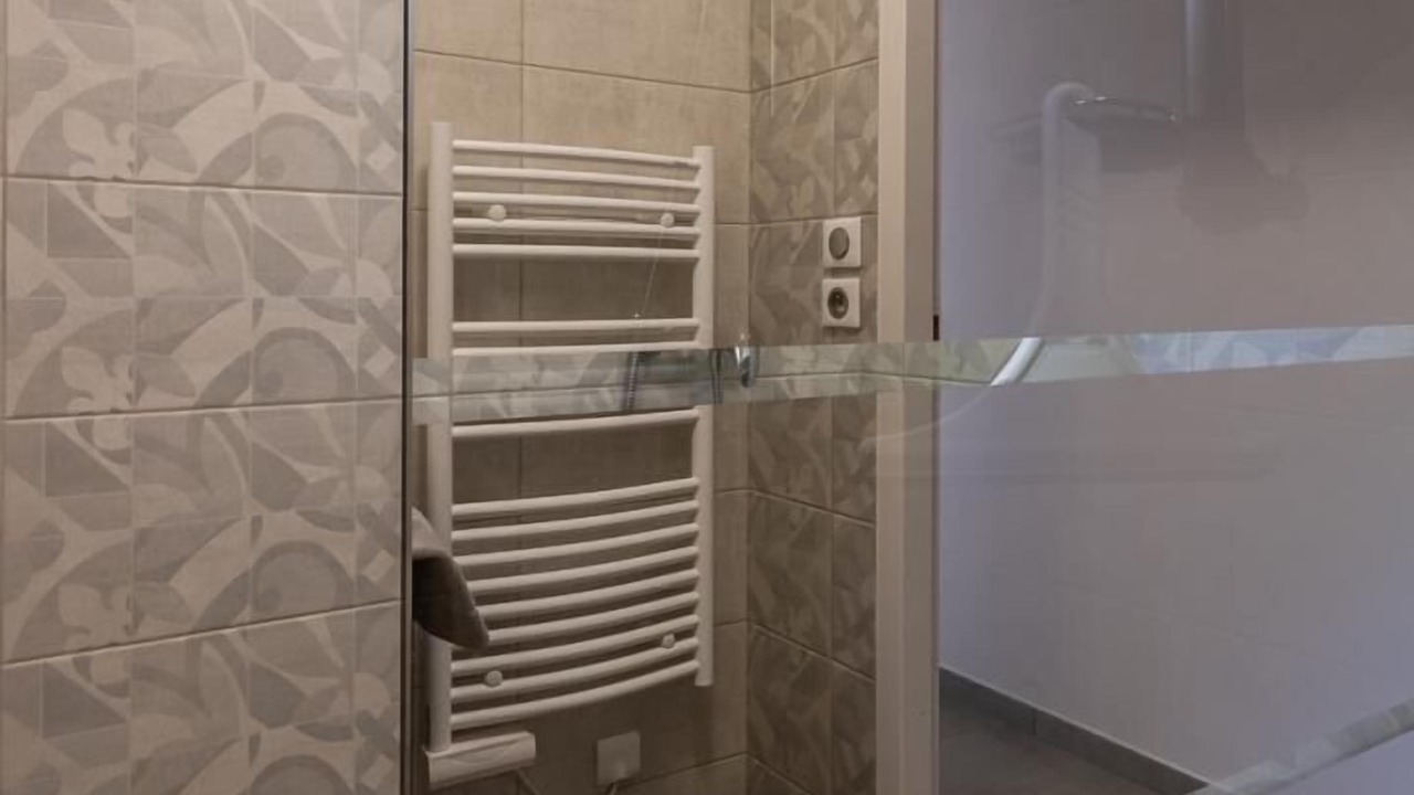 Photo of Bathroom in Saint-Paul