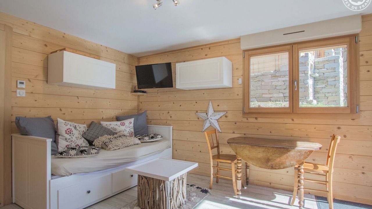 Photo of Livingroom in Lanslevillard