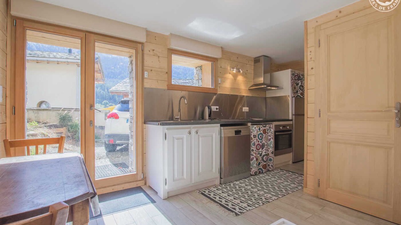 Photo of Kitchen in Lanslevillard