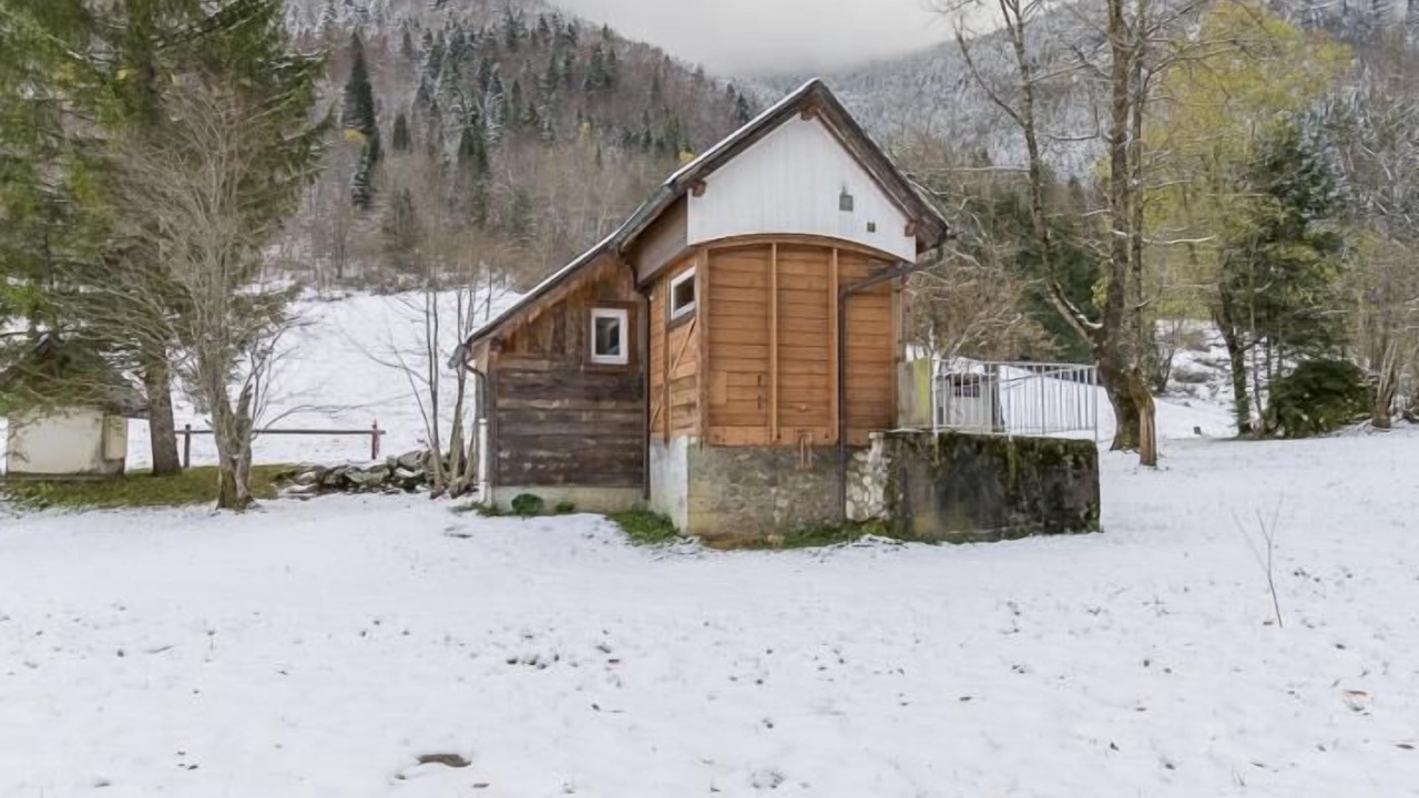 Photo of Outdoor in Saint-Meme d'en Haut
