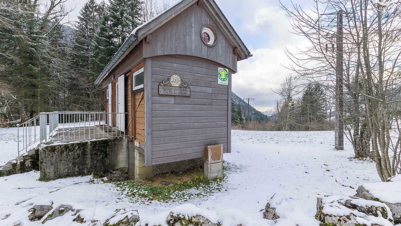 Photo of Outdoor in Saint-Meme d'en Haut
