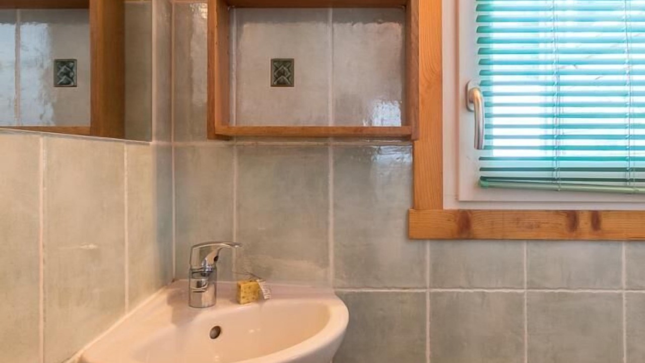 Photo of Bathroom in Saint-Meme d'en Haut