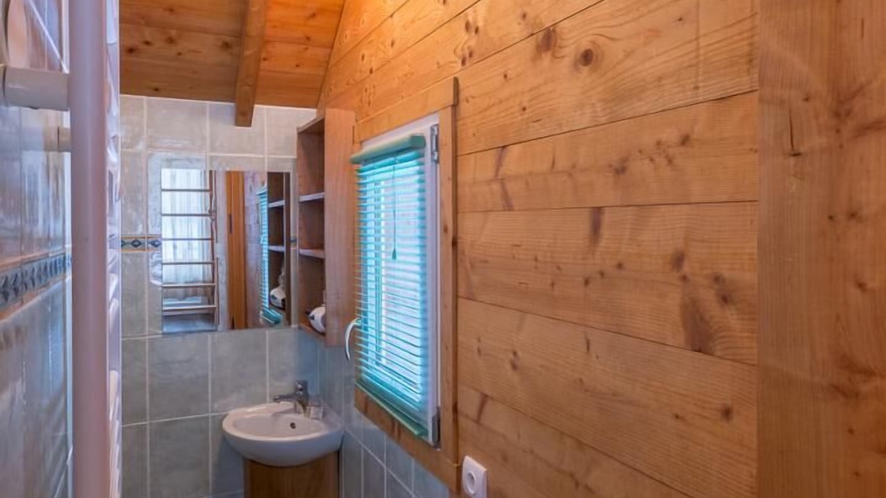 Photo of Bathroom in Saint-Meme d'en Haut