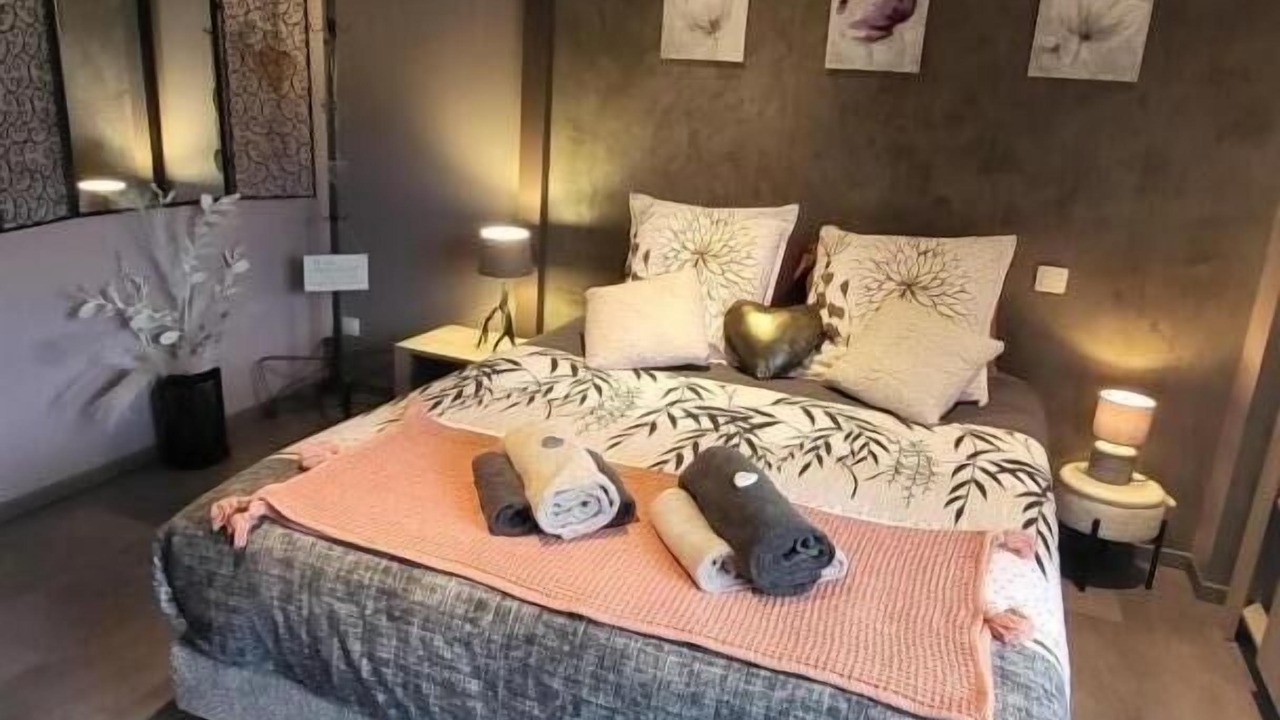 Photo of Bedroom in Arith
