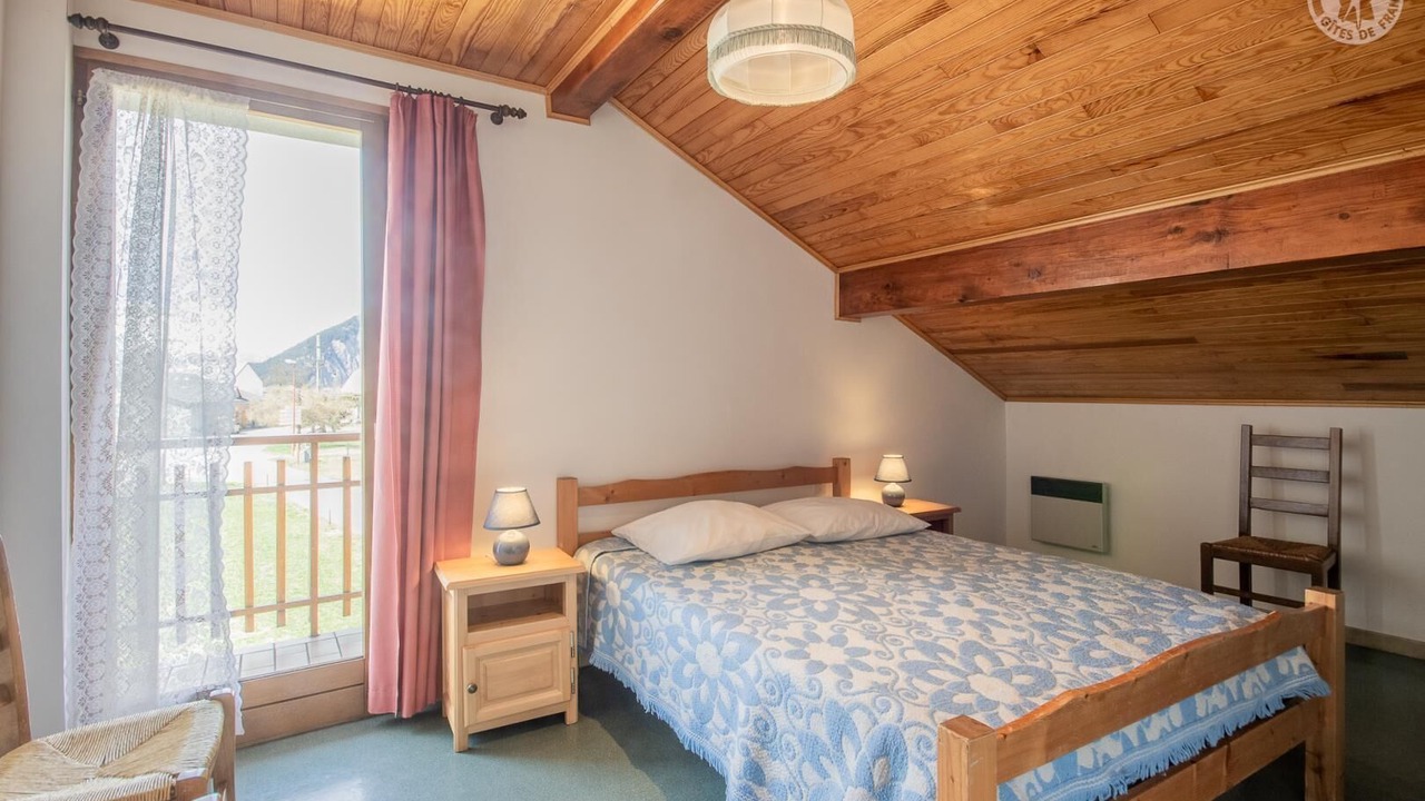 Photo of Bedroom in Albiez-le-Vieux