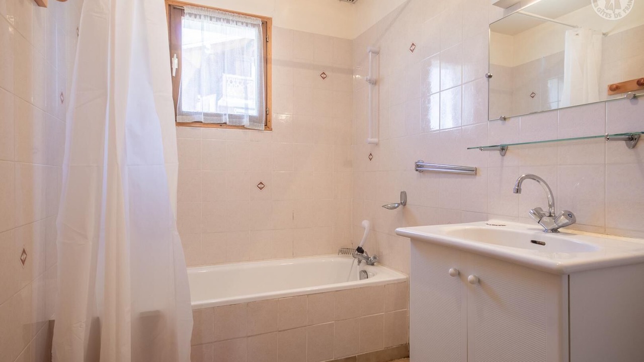 Photo of Bathroom in Albiez-le-Vieux