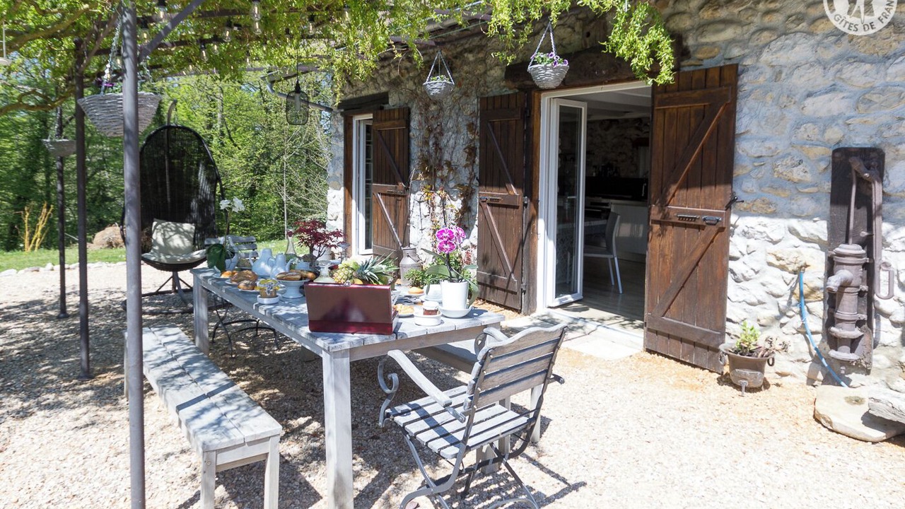 Photo of Outdoor in Meyrieux-Trouet