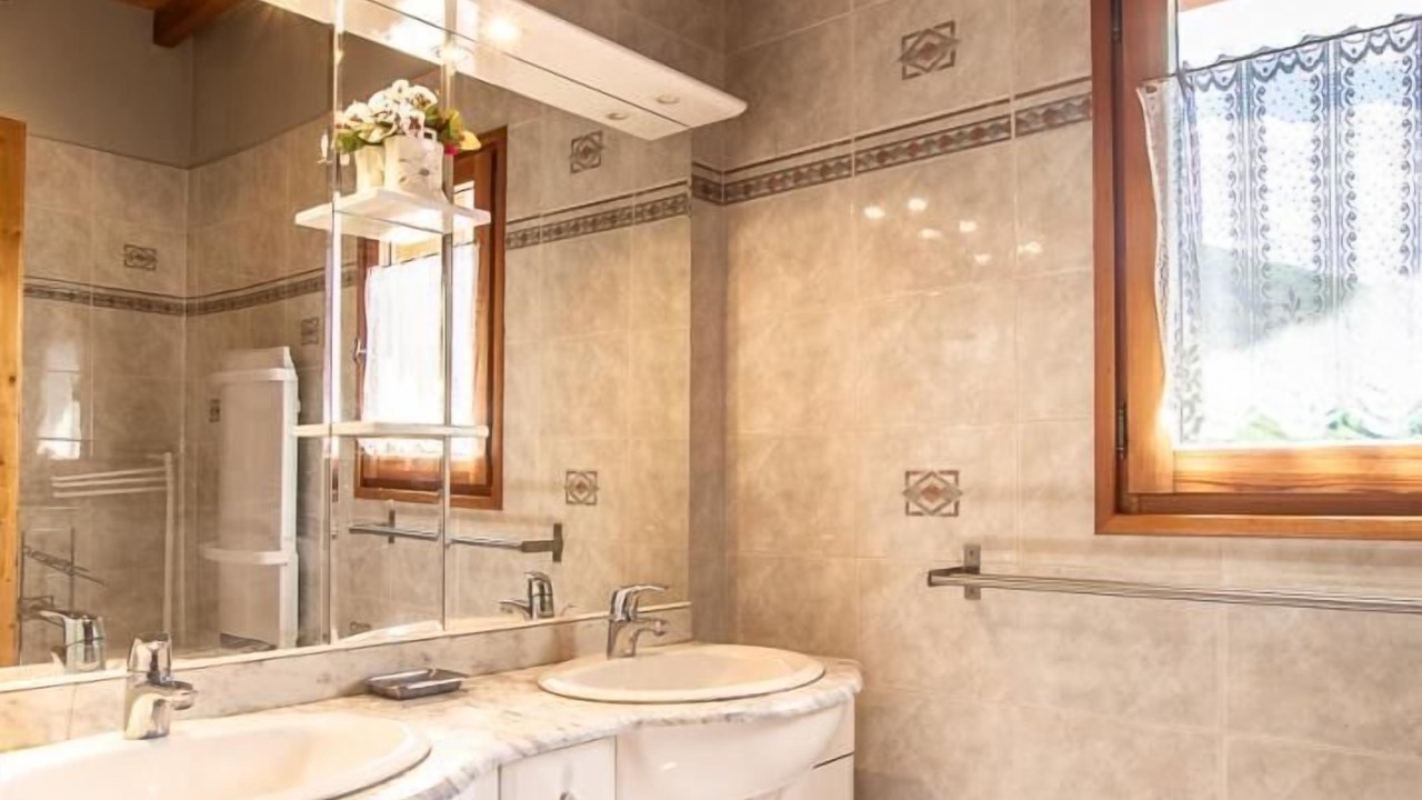Photo of Bathroom in Saint-Sorlin-d'Arves