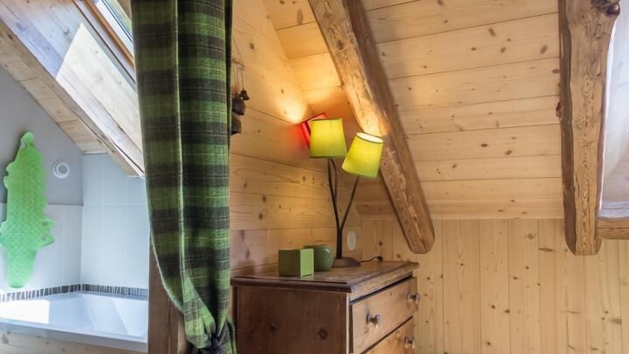 Photo of Bathroom in Queige