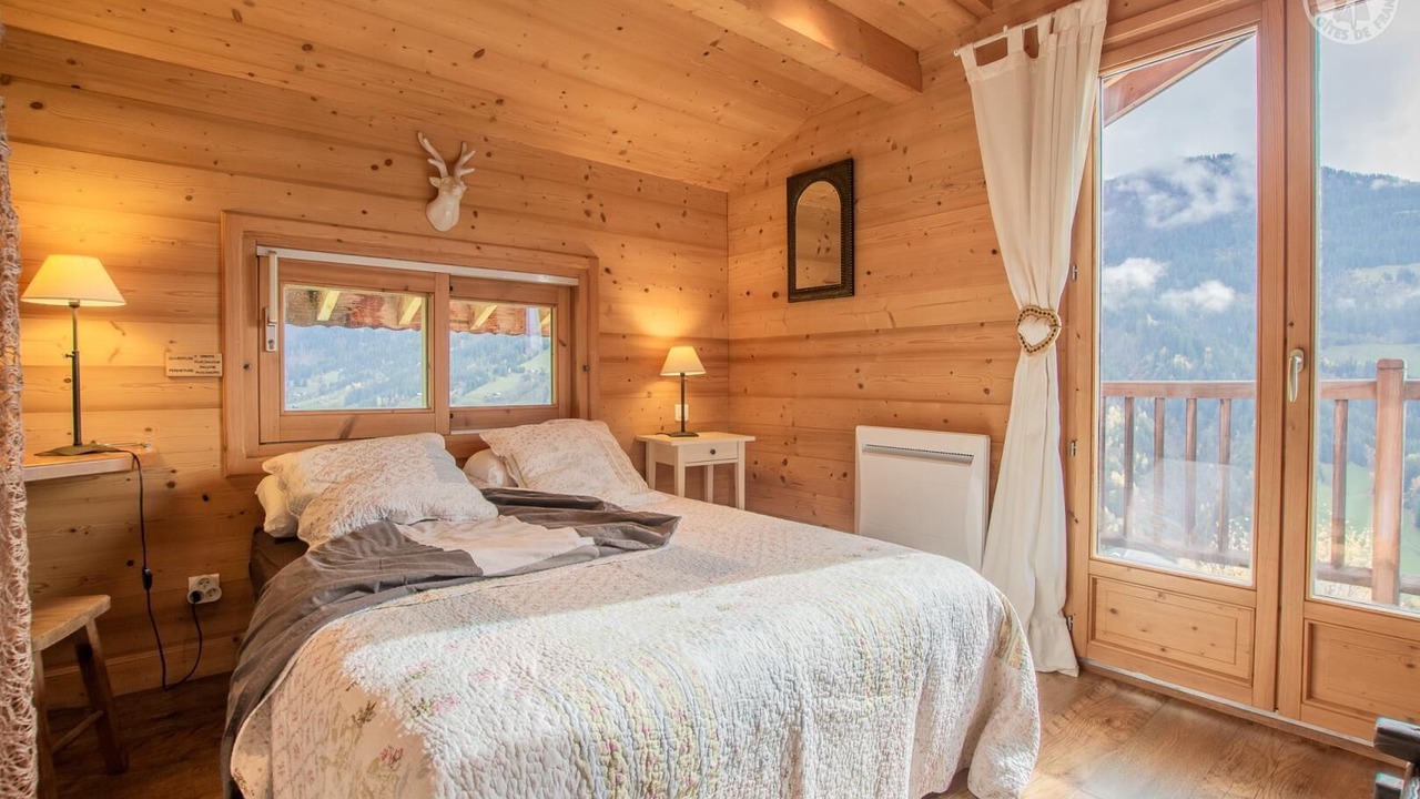 Photo of Bedroom in Hauteluce