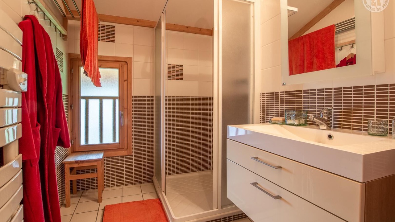 Photo of Bathroom in Hauteluce