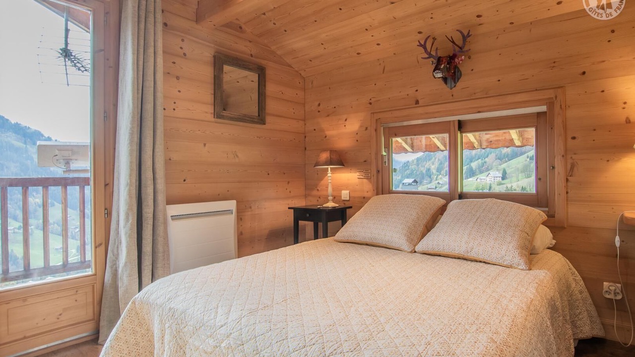 Photo of Bedroom in Hauteluce