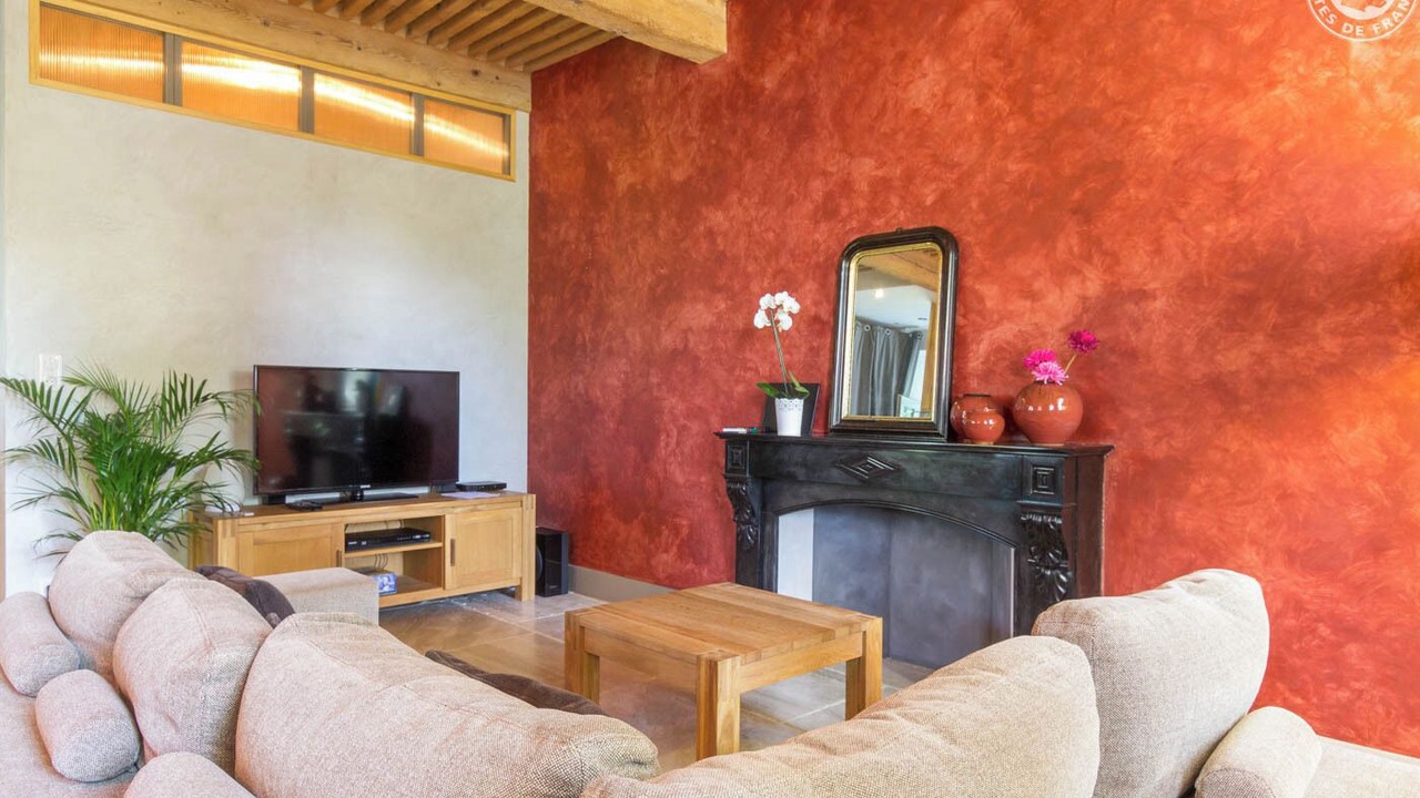 Photo of Livingroom in Brison-Saint-Innocent