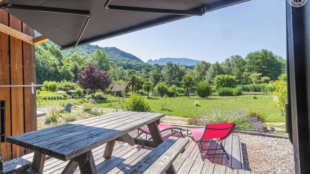 Photo of Outdoor in Yenne