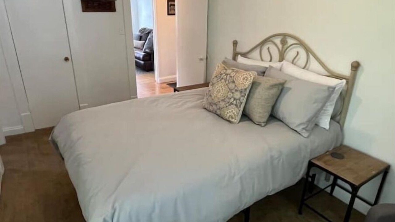 Photo of Bedroom in Des Moines