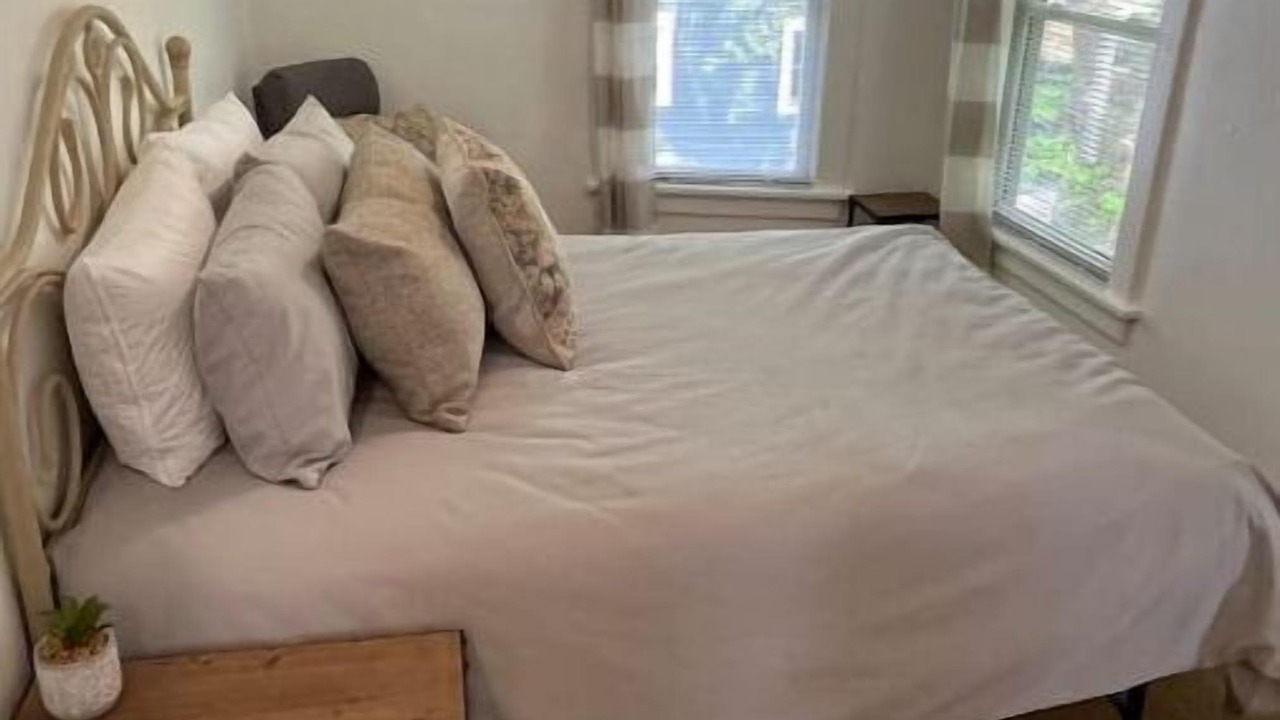 Photo of Bedroom in Des Moines