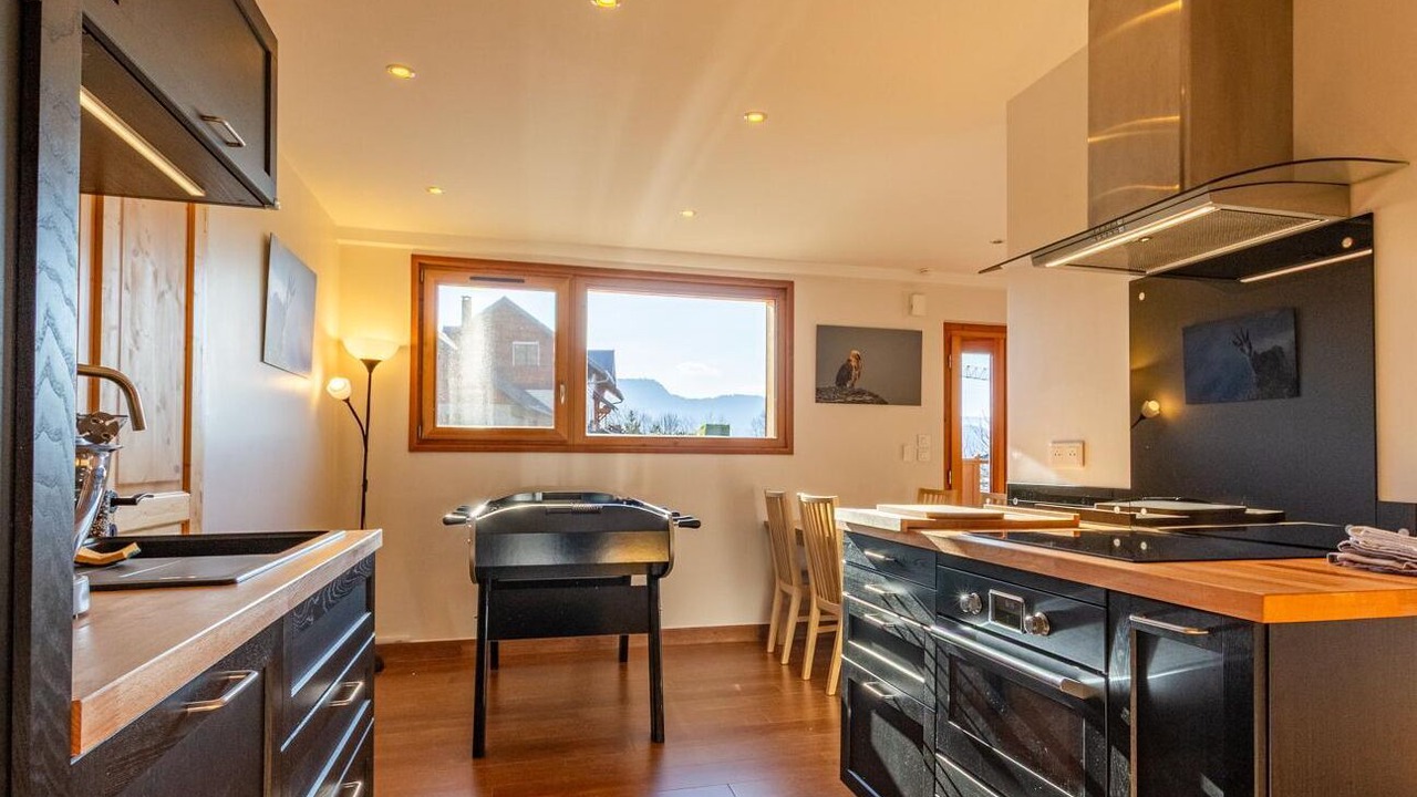 Photo of Kitchen in Challes-les-Eaux