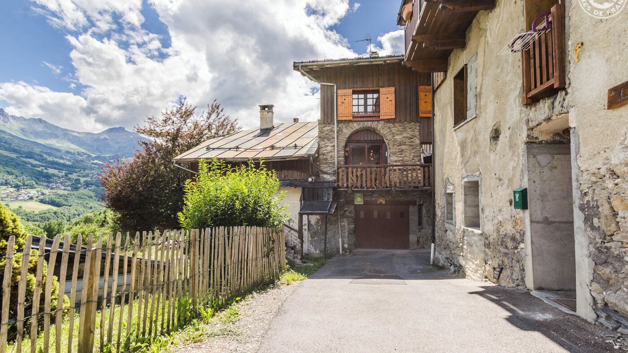 Photo of Outdoor in Doucy-Combelouviere