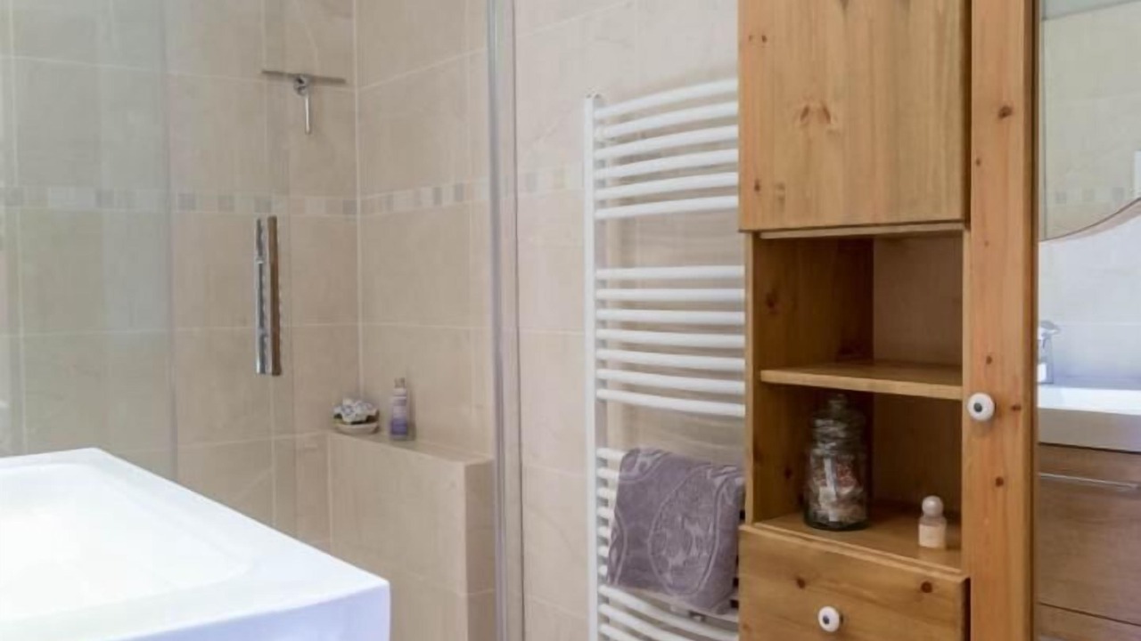 Photo of Bathroom in Doucy-Combelouviere