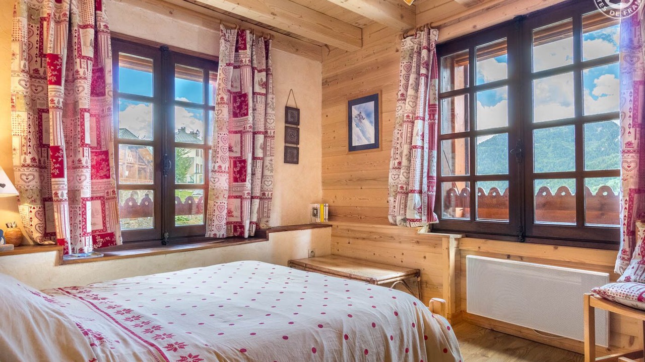 Photo of Bedroom in Doucy-Combelouviere