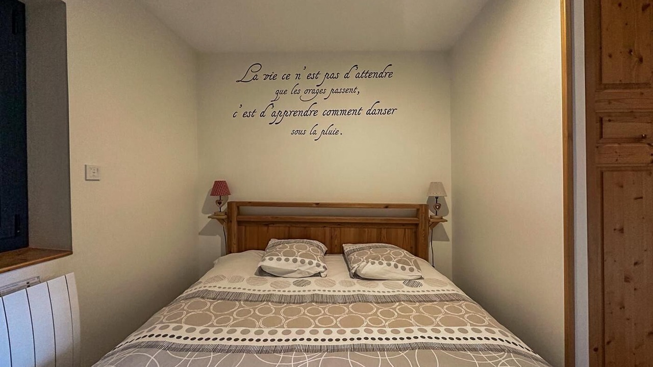 Photo of Bedroom in Novalaise