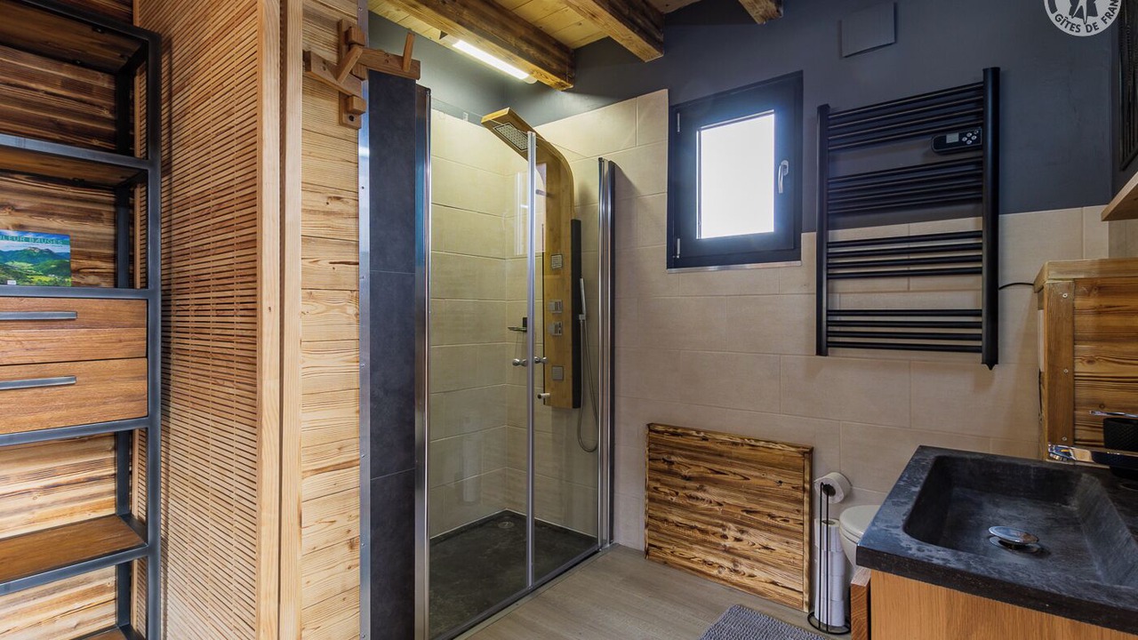 Photo of Bathroom in Arith