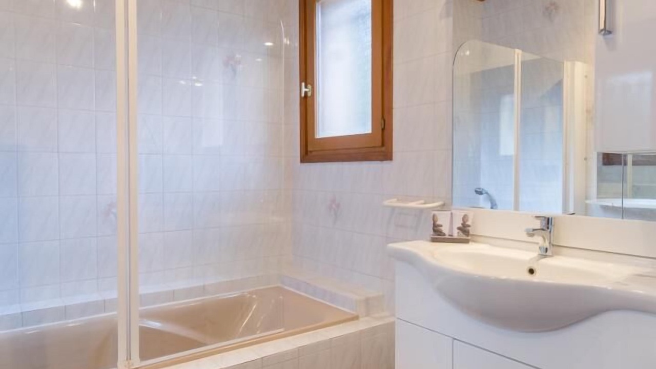 Photo of Bathroom in Les Marches