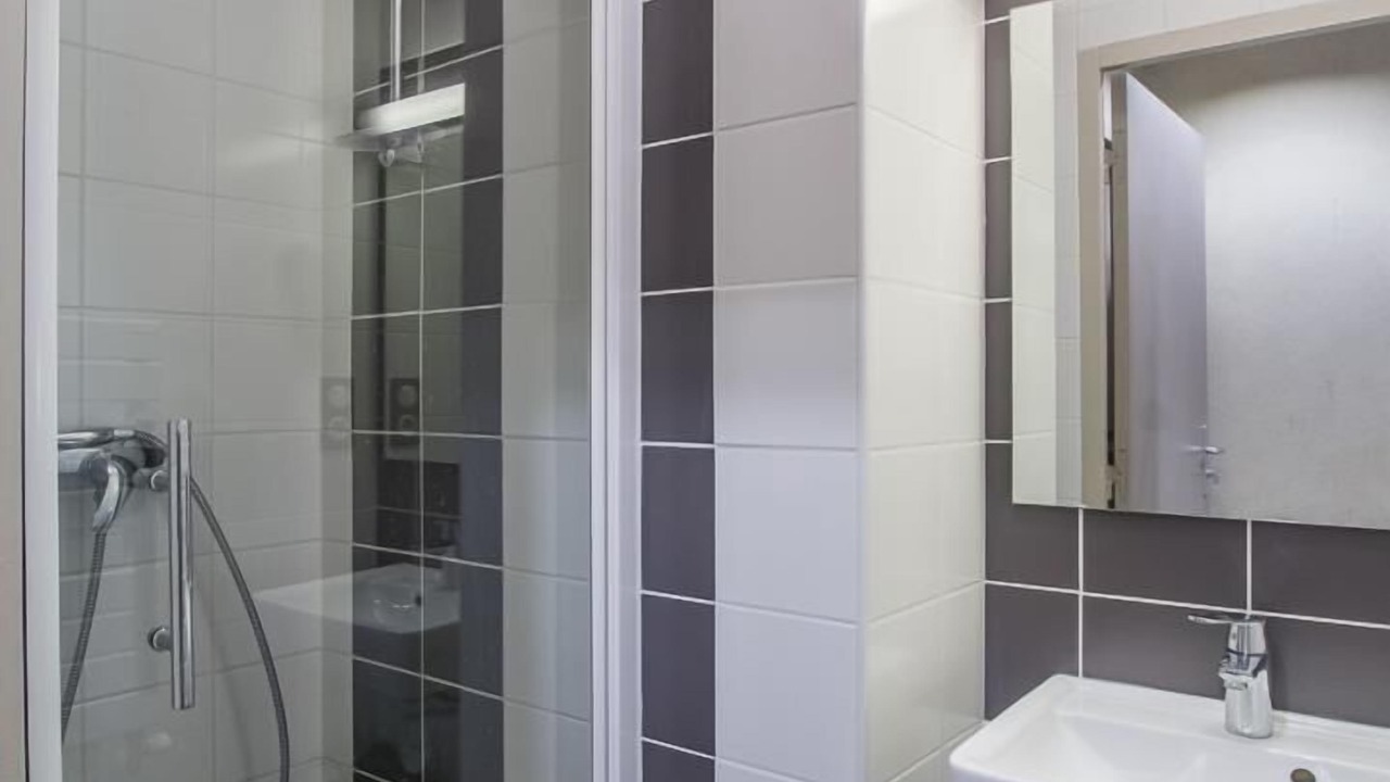 Photo of Bathroom in Verthemex