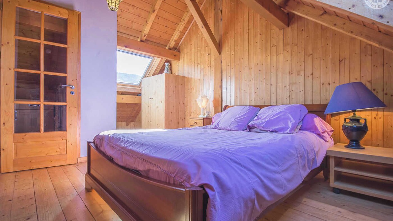 Photo of Bedroom in Bellecombe-en-Beauges