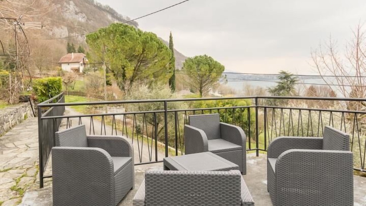 Photo of Patio Balcony in Brison-Saint-Innocent