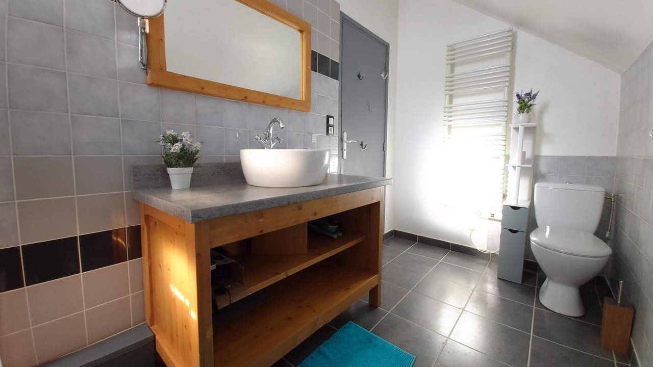 Photo of Bathroom in Saint-Christophe-la-Grotte