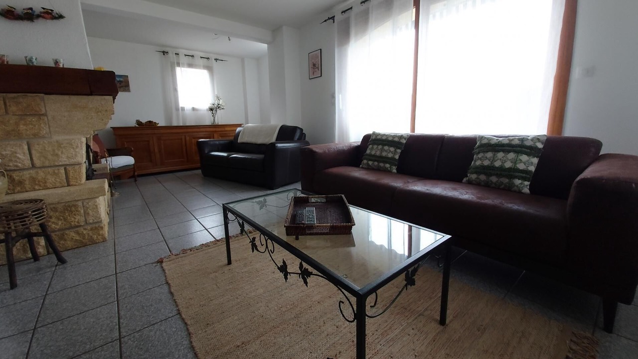 Photo of Livingroom in Saint-Christophe-la-Grotte