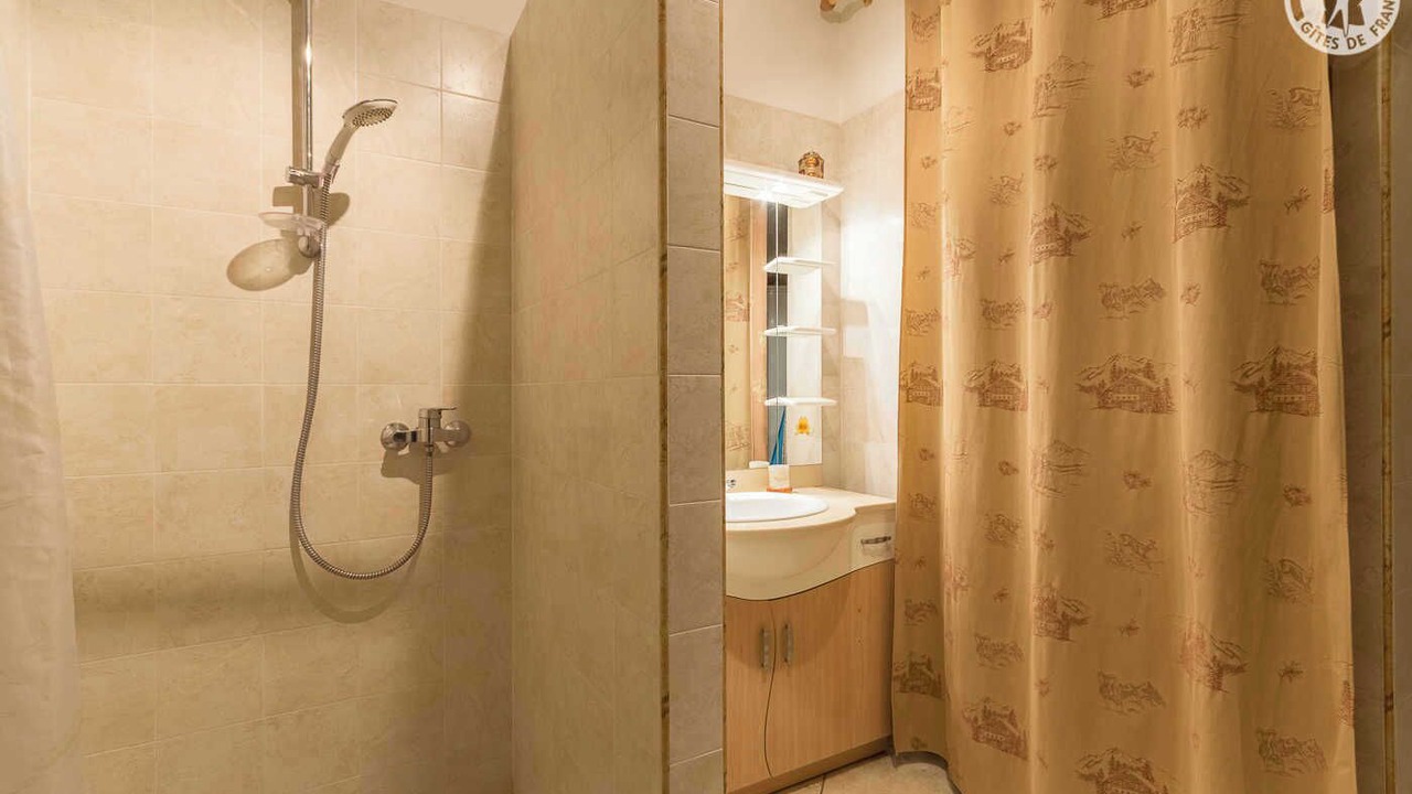 Photo of Bathroom in Pallud