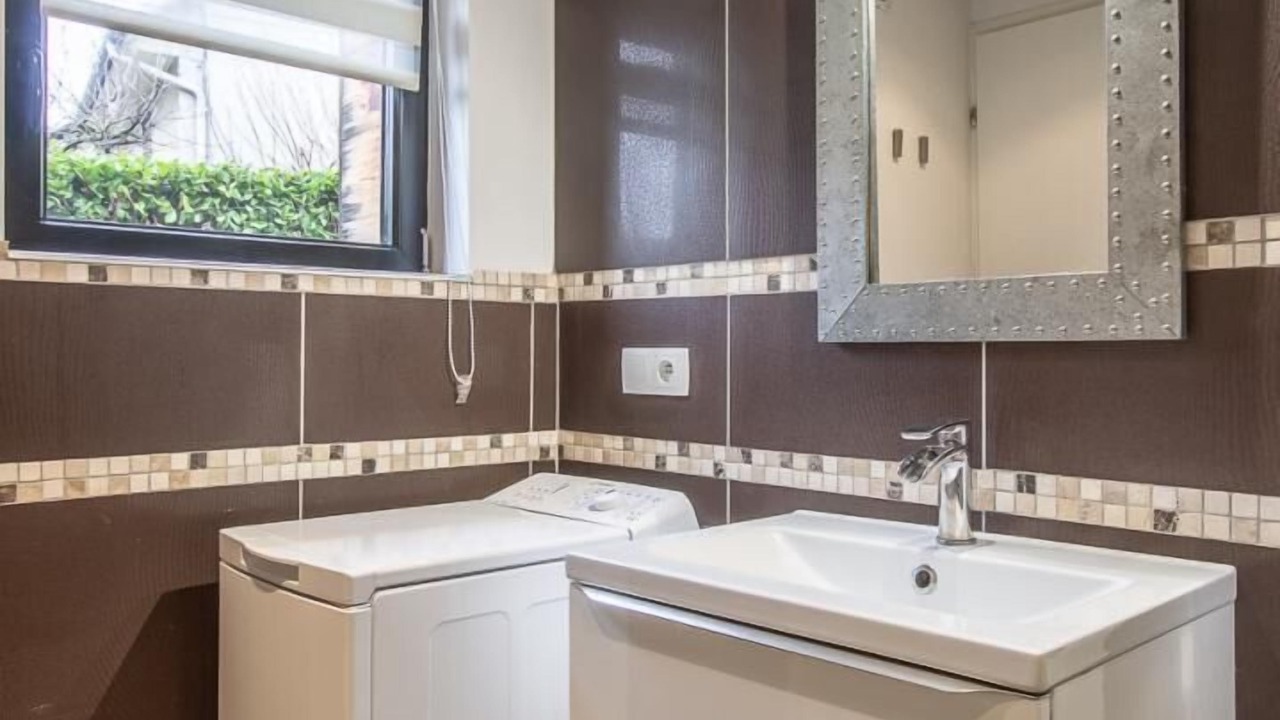 Photo of Bathroom in Voglans