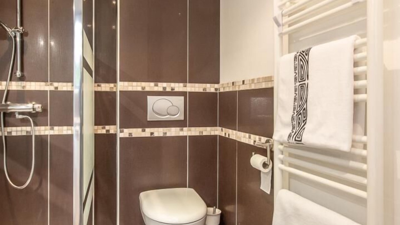 Photo of Bathroom in Voglans