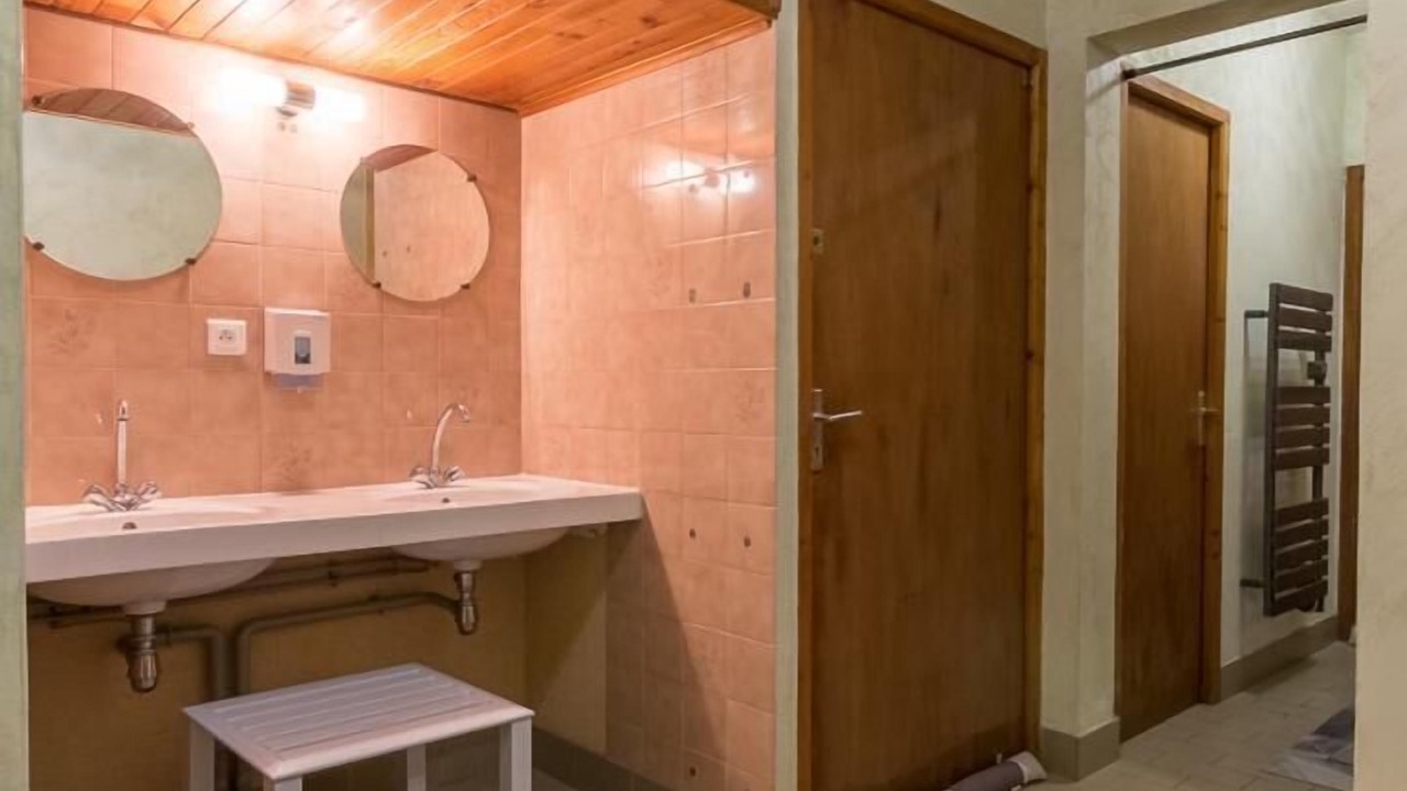 Photo of Bathroom in Albiez-Montrond