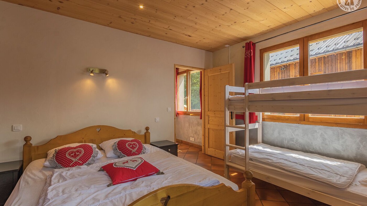 Photo of Bedroom in Albiez-Montrond