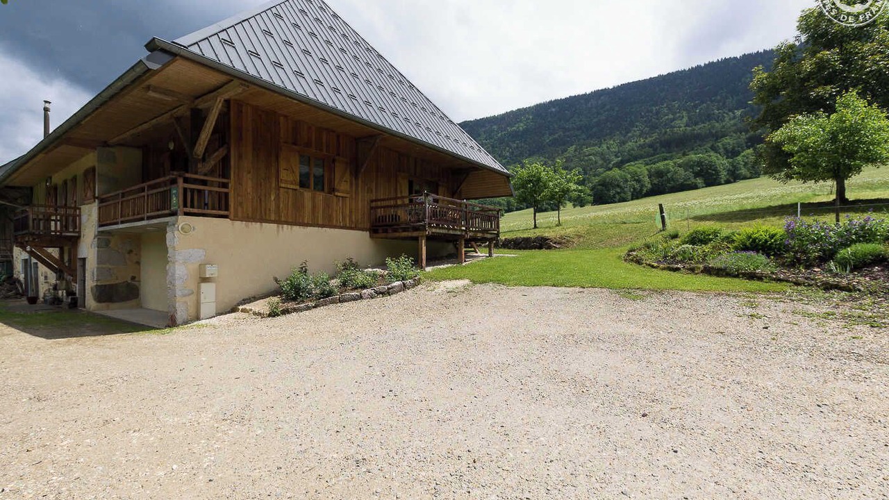 Photo of Outdoor in Le Noyer