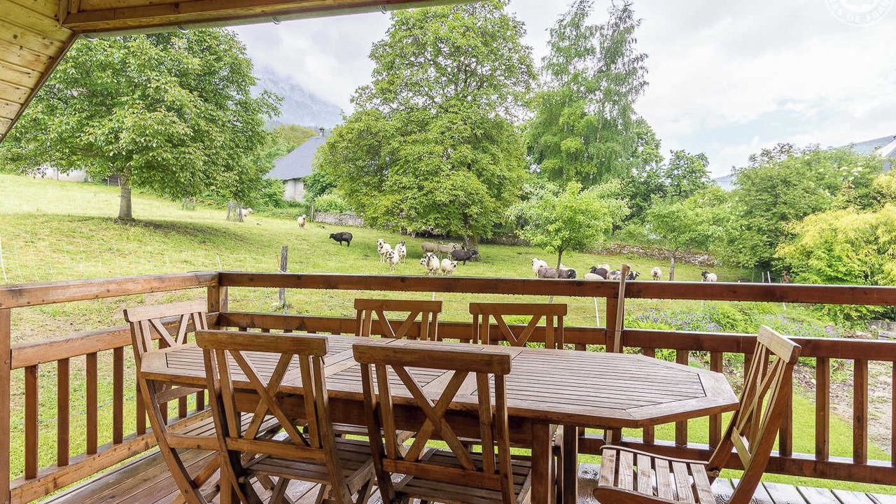 Photo of Outdoor in Le Noyer
