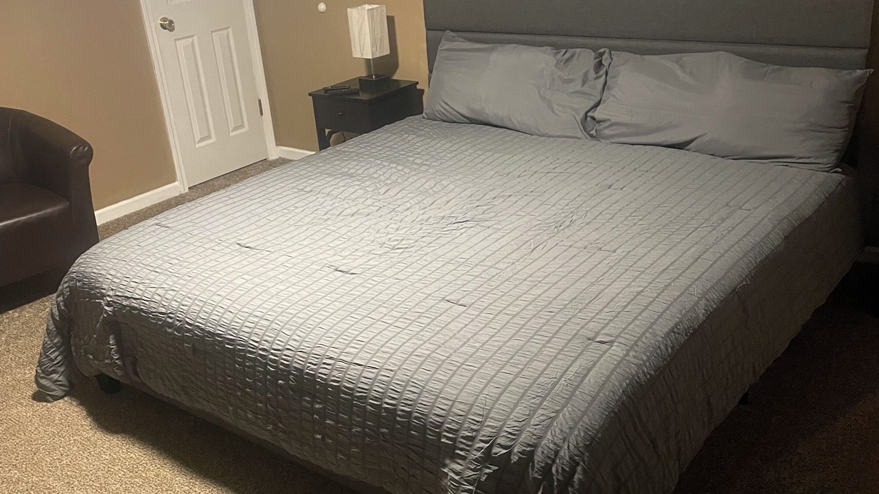 Photo of Bedroom in Huntcliff