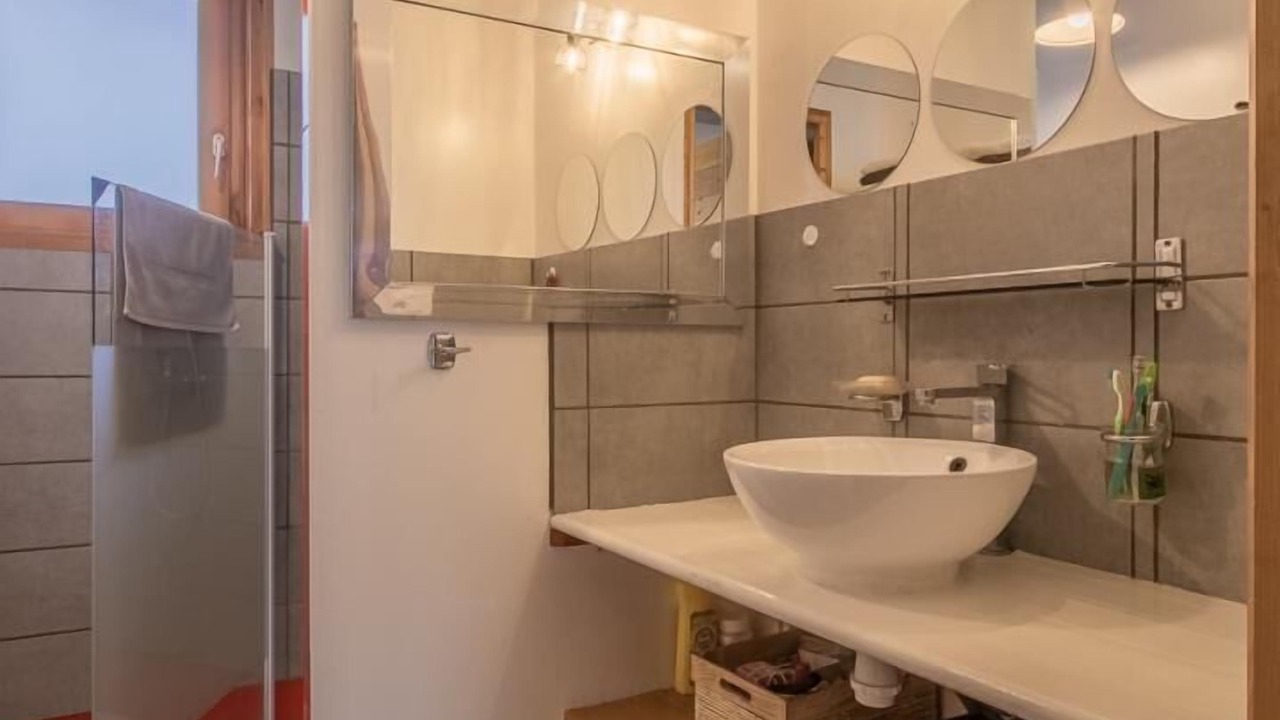Photo of Bathroom in Les Deserts