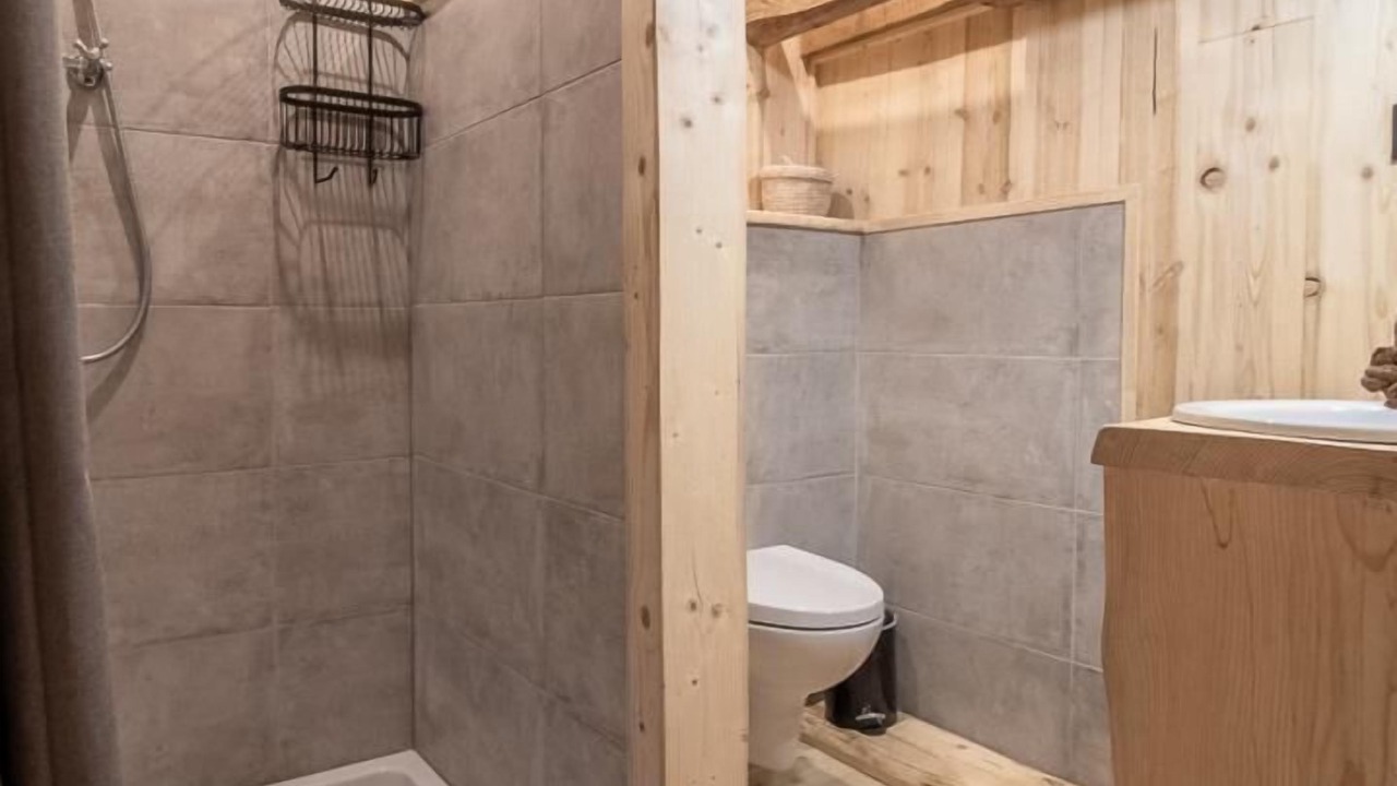 Photo of Bathroom in Corbel