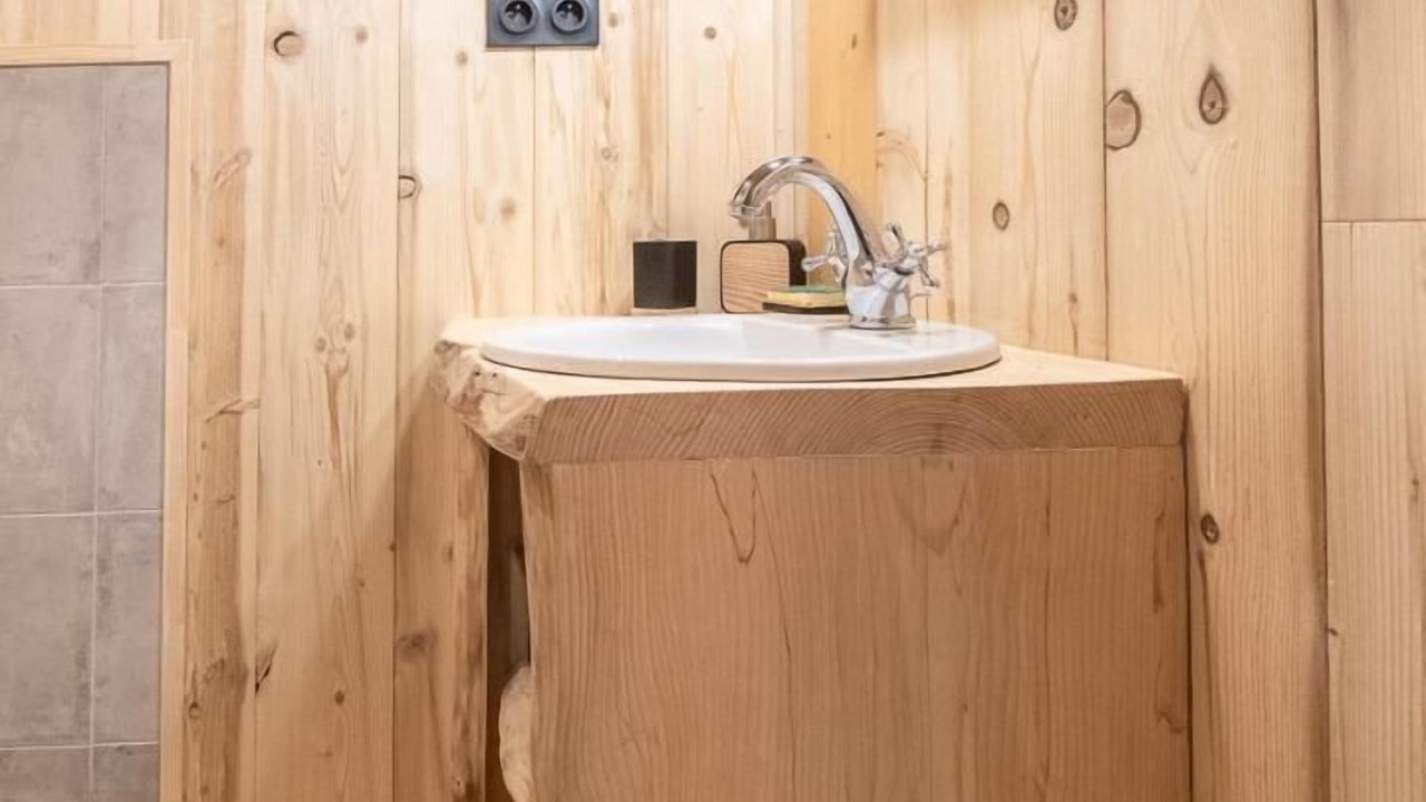 Photo of Bathroom in Corbel