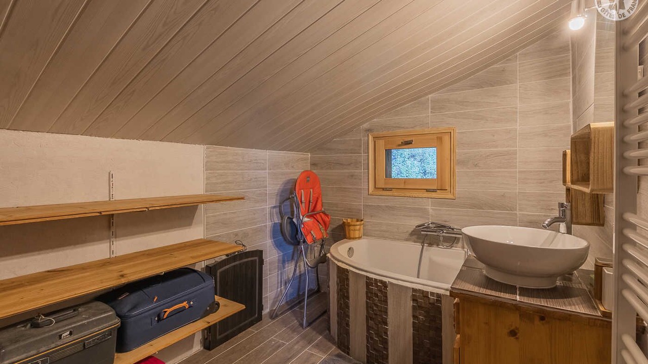Photo of Bathroom in Hauteluce