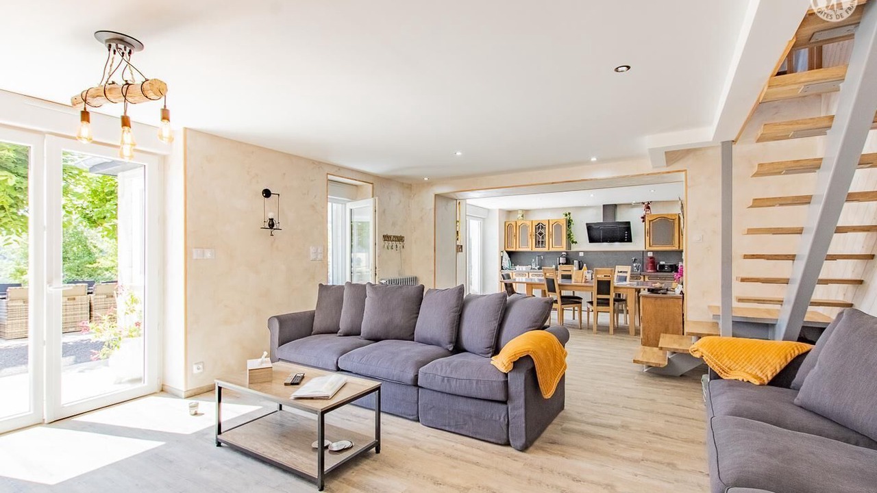 Photo of Livingroom in Curgy