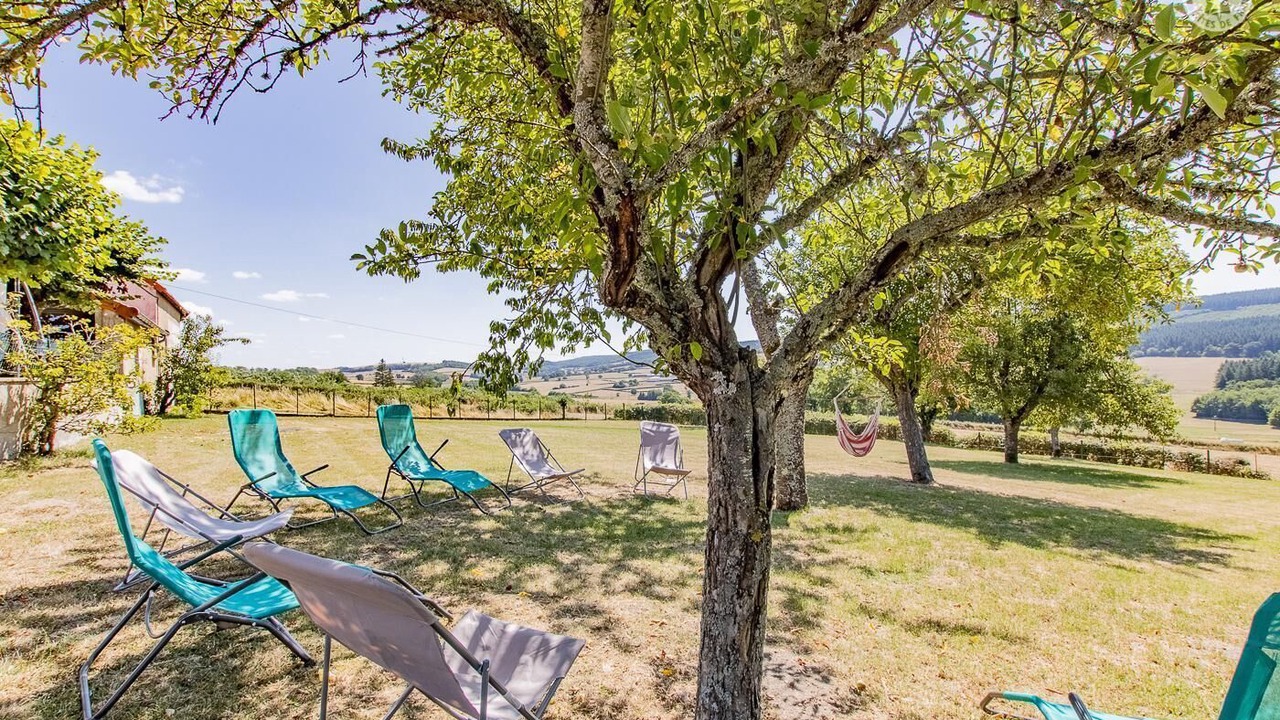 Photo of Outdoor in Curgy