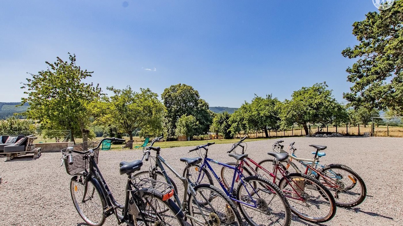 Photo of Outdoor in Curgy