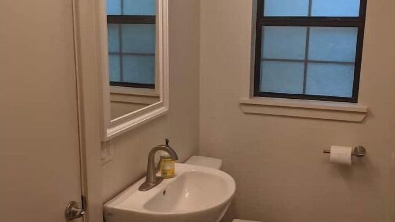 Photo of Bathroom in Scroggins