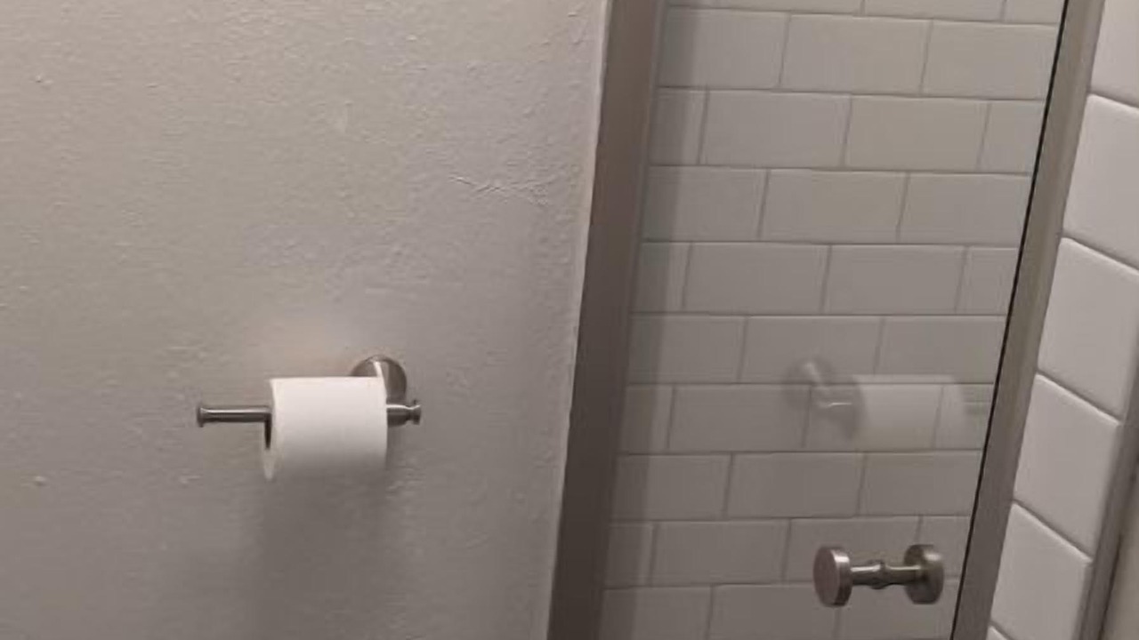 Photo of Bathroom in Scroggins