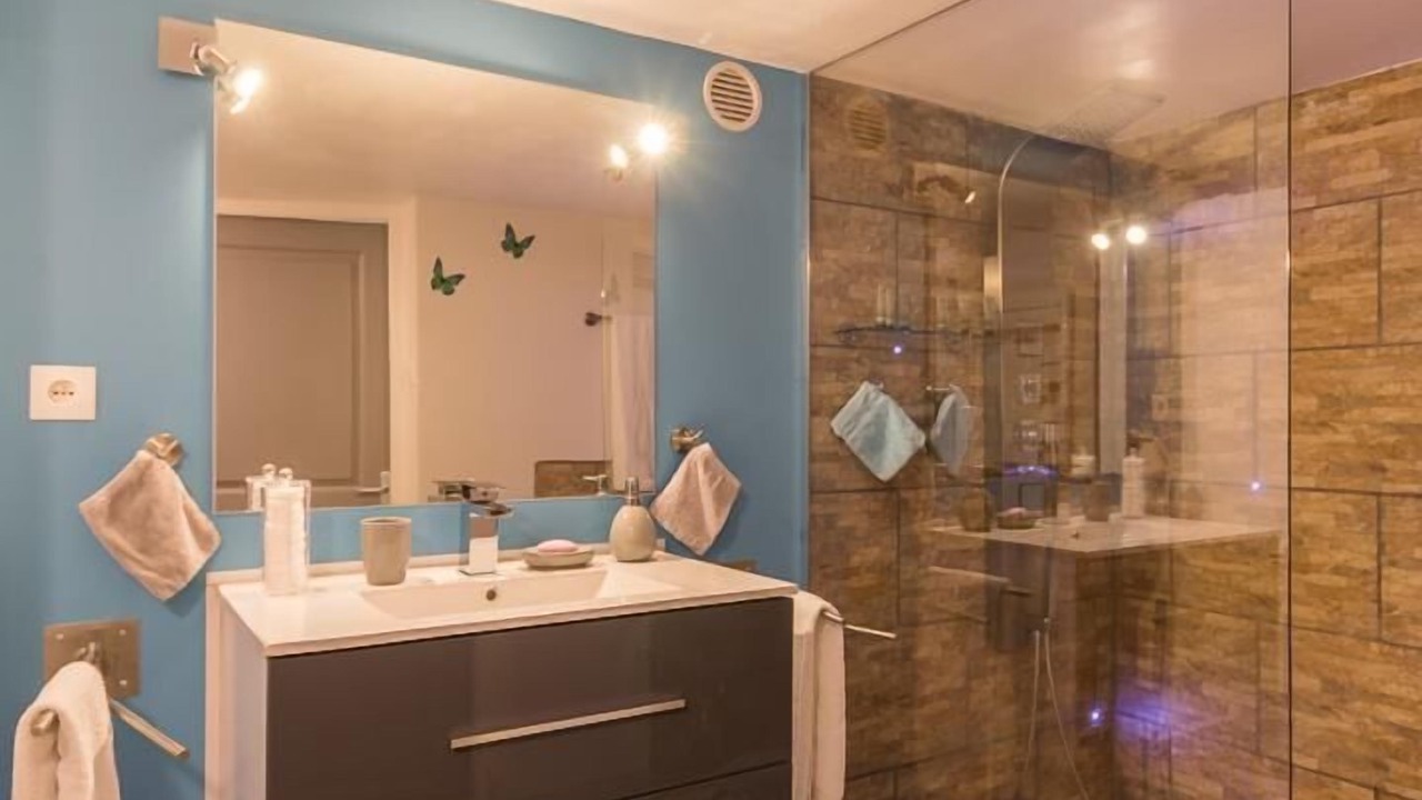 Photo of Bathroom in Champagneux